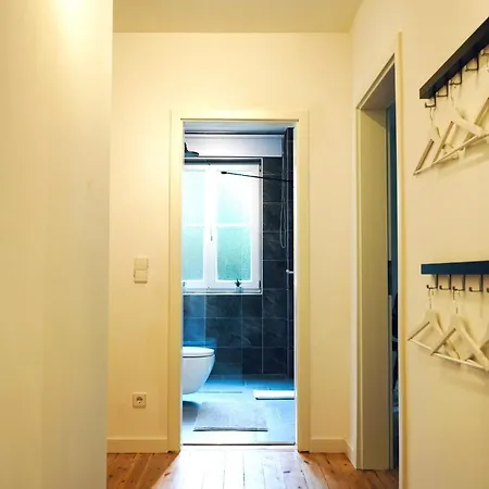 Urbanes Im Gruenen- 4 Betten- Waschmaschine-balkon Appartamento